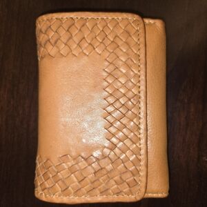 Leather Tri-fold Wallet